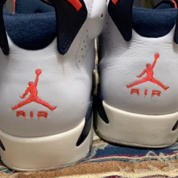 Jordan 6s - Picture 2 of 4